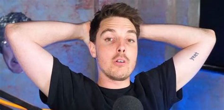 How Rich Is LazarBeam? Net Worth &amp; Lifestyle