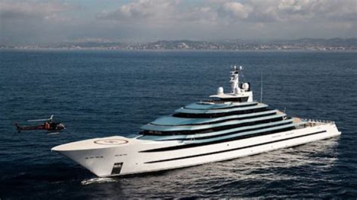 Stan Kroenke Wife: Ann Walton Kroenke Net Worth, Age, Yacht, Husband, Instagram, Foundation, Young Ann Walton Kroenke