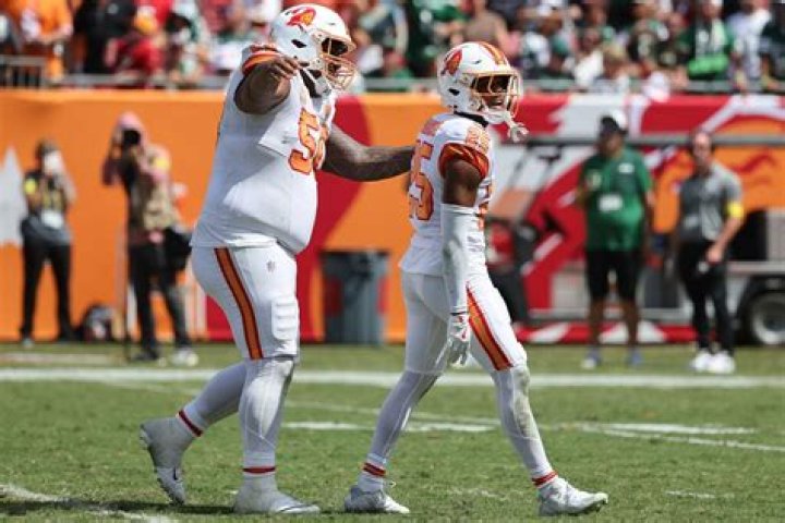 Vita Vea Parents: Meet Sione Vea and Fipe Vea.