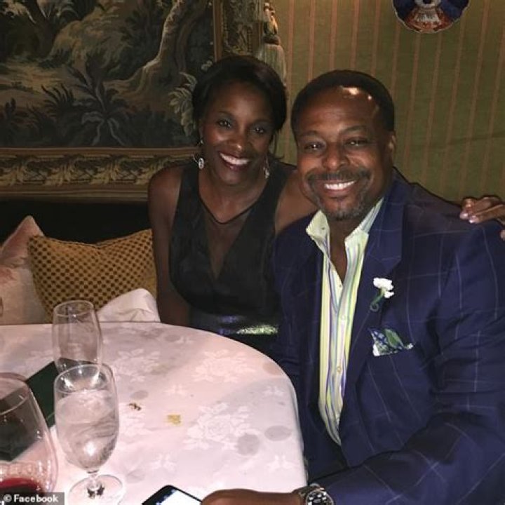 Who Is Leon Harris’ Wife Dawn Lomax?